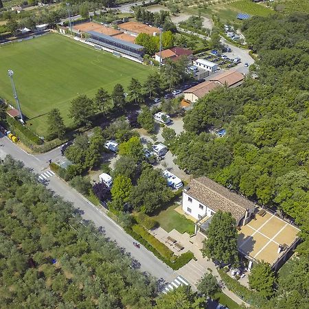 Camping Il Boschetto Di Piemma Hotel San Gimignano Exterior photo